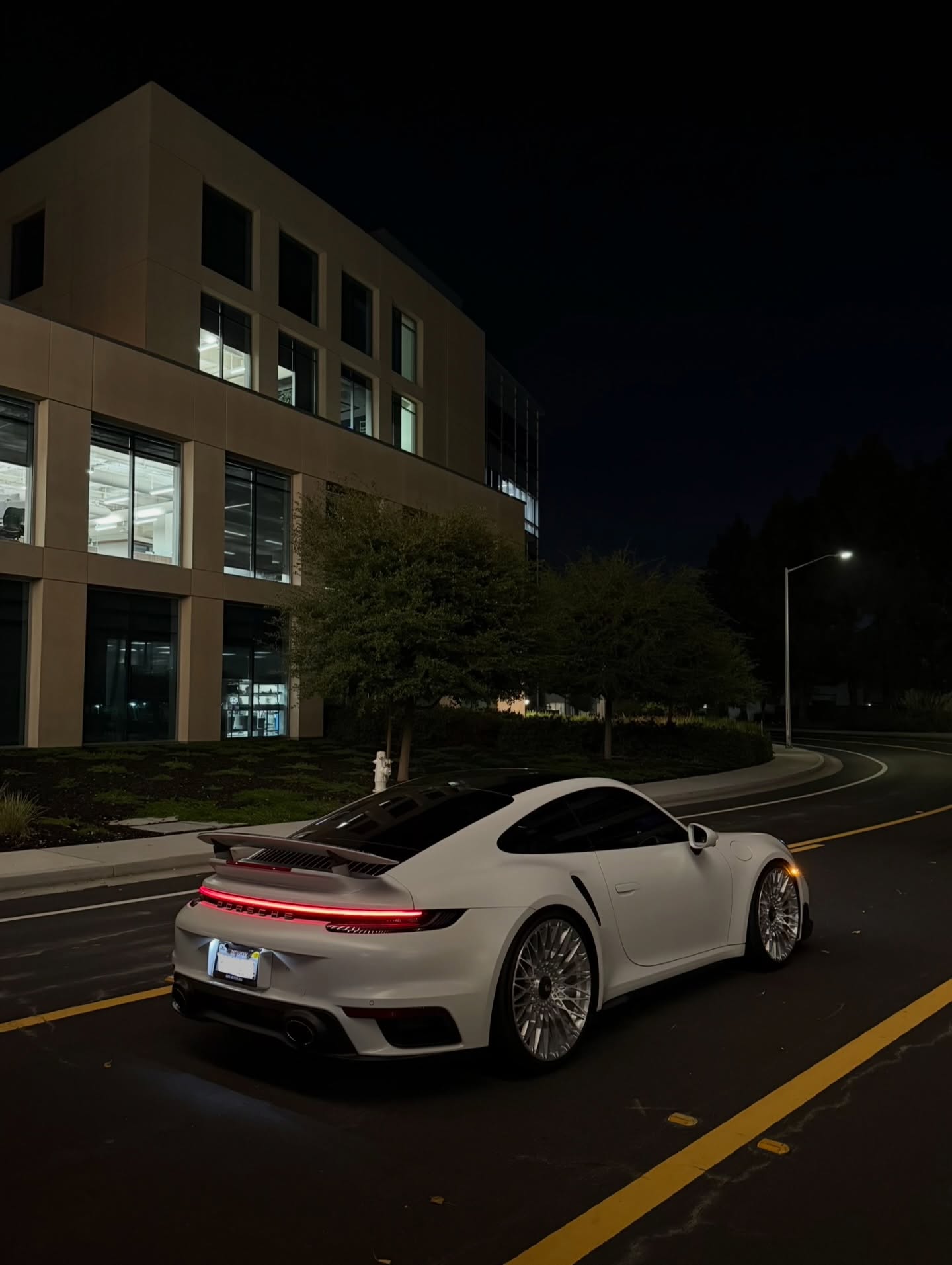 Porsche 911 Turbo S photo 4